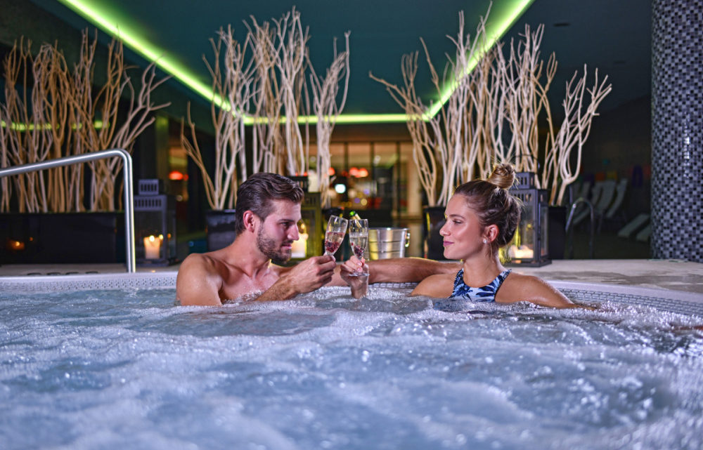 Užijte si radost ze zimních sportů i odpočinku ve wellness. Objevte balíčky hotelu Vista Užijte si radost ze zimních sportů i odpočinku ve wellness. Objevte balíčky hotelu Vista