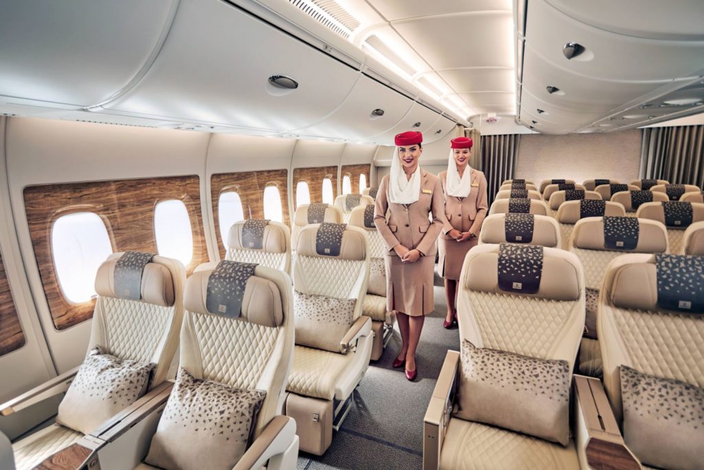 Emirates nasadí nově modernizované letouny A380 na linky do Manchesteru a Milána