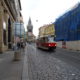 Tramvaj v Jindřišské ulici s Jindřišskou věží v pozadí, archivní fotografie